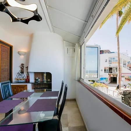 Apartment Sea Front
